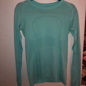 Lululemon Blue Swiftly Tech Sleeve Crew